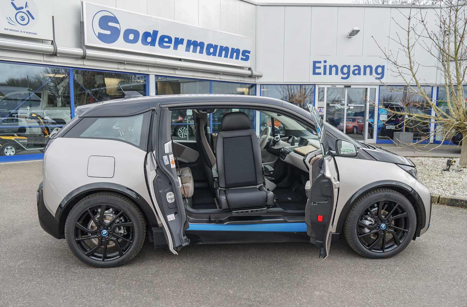 Behindertengerechter BMW I3 S Electric, Turny Low