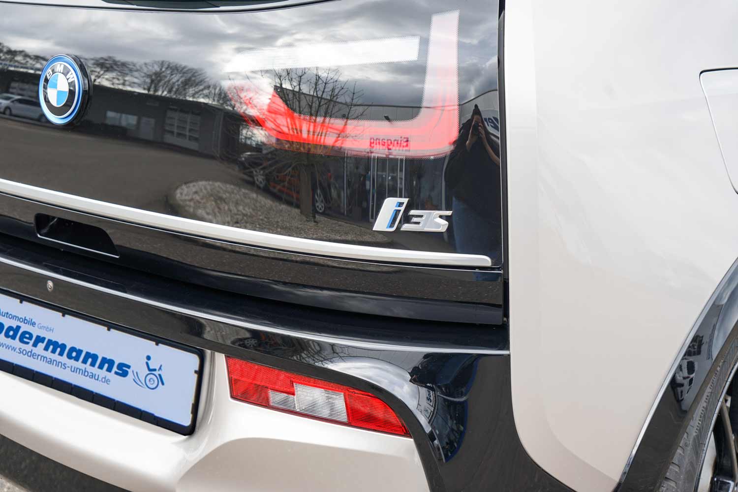 Behindertengerechter BMW I3 S Electric, Turny Low