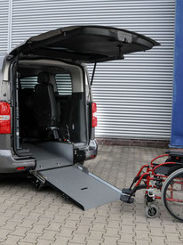 Behindertengerechter Citroen E-Space Tourer, Beifahrerumbau, Heckeinstieg, Rampe, Futuresafe, Dreh Klappsitze, Sodermanns