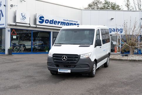 Behindertengerechter Mercedes Benz Sprinter, Selbstfahrerumbau, Space Drive, 4 Wege Joystick, Sprachsteuerung, Kassettenlift, Sodermanns