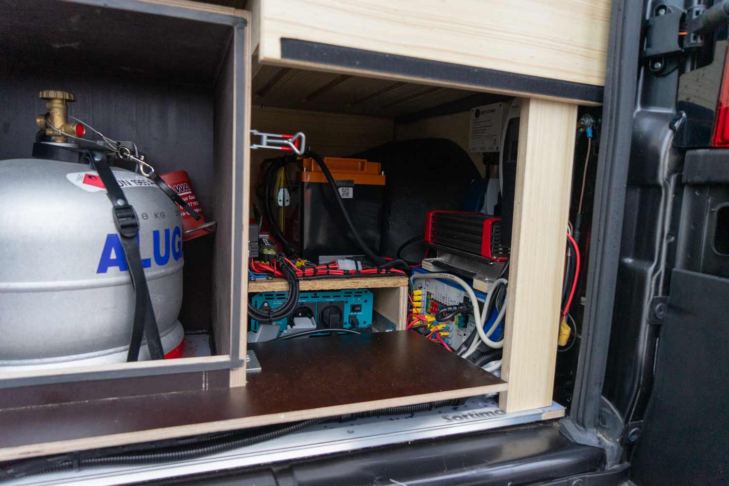 Camperausbau, behindertengerecht, barrierefrei, Camping mit Handicap, Fiat Ducato, vom Kastenwagen zum Camper, Sodermanns