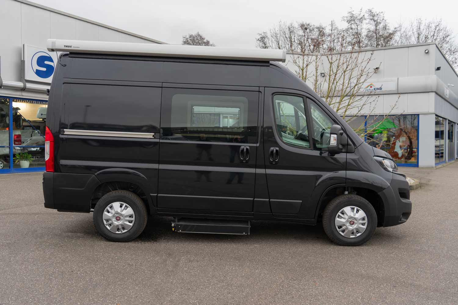 Camperausbau, behindertengerecht, barrierefrei, Camping mit Handicap, Fiat Ducato, vom Kastenwagen zum Camper, Sodermanns