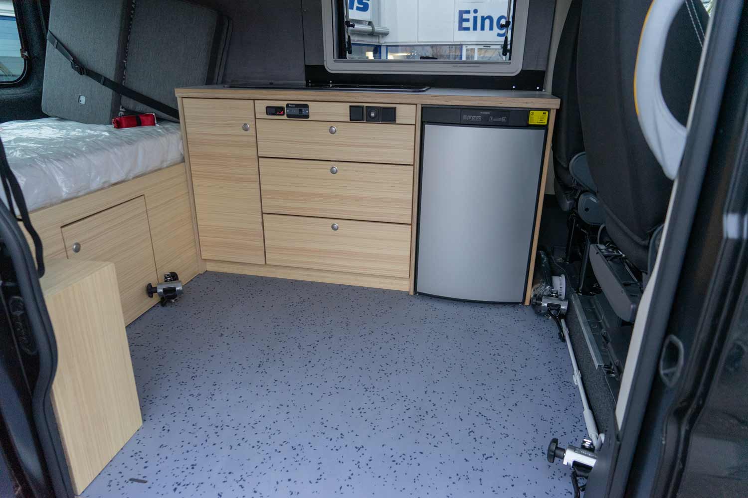 Camperausbau, behindertengerecht, barrierefrei, Camping mit Handicap, Fiat Ducato, vom Kastenwagen zum Camper, Sodermanns