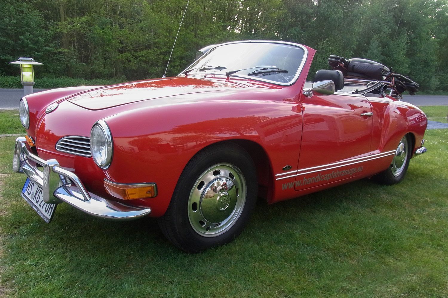 Behindertengerechter Karmann Ghia, LDK, Rollstuhl, Oldtimer, Selbstfahrerumbau