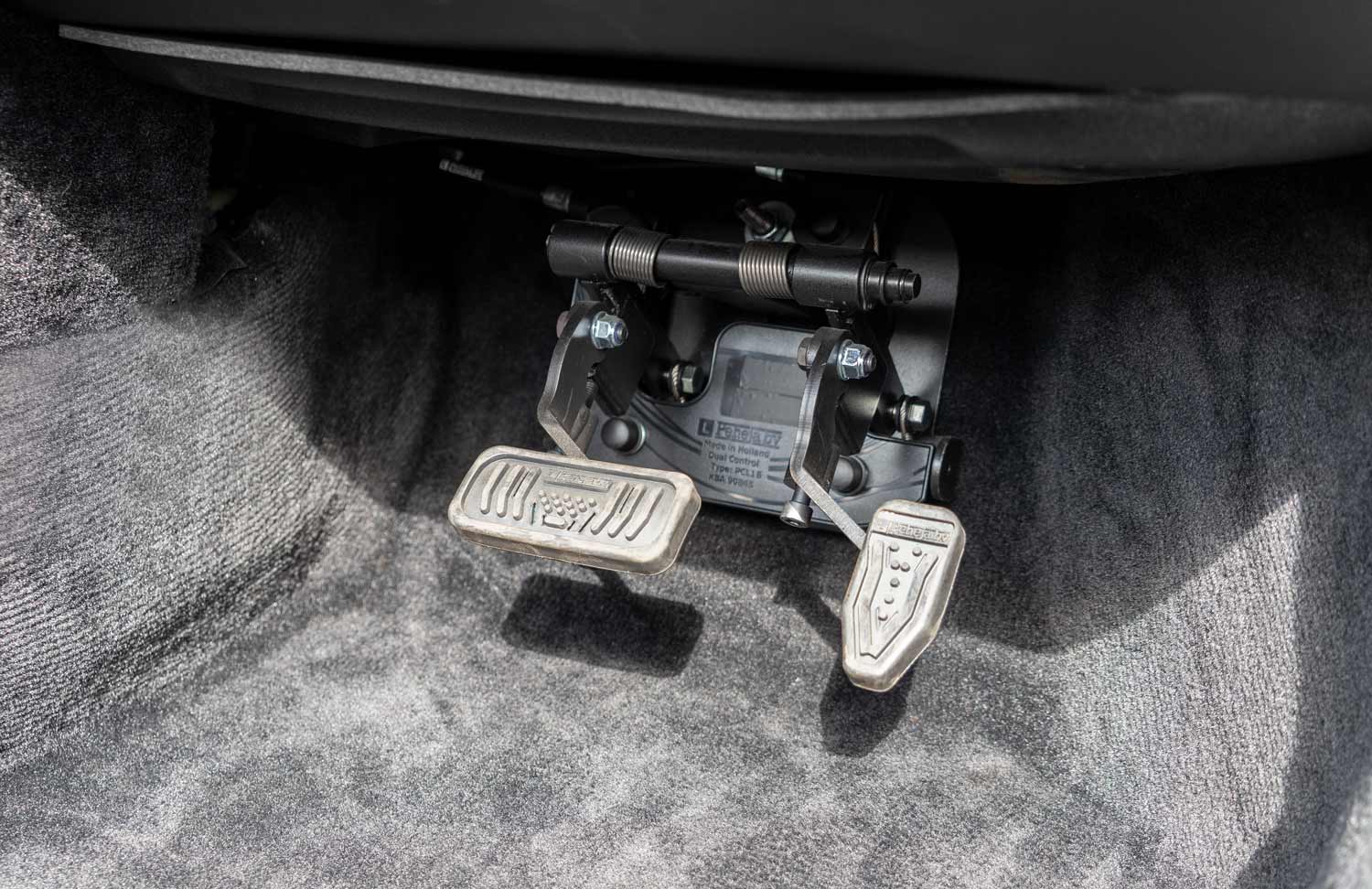 Behindertengerechter Porsche 911 Cabrio, Selbstfahrerumbau, Fahrschulfahrzeug, Führerschein mit Behinderung