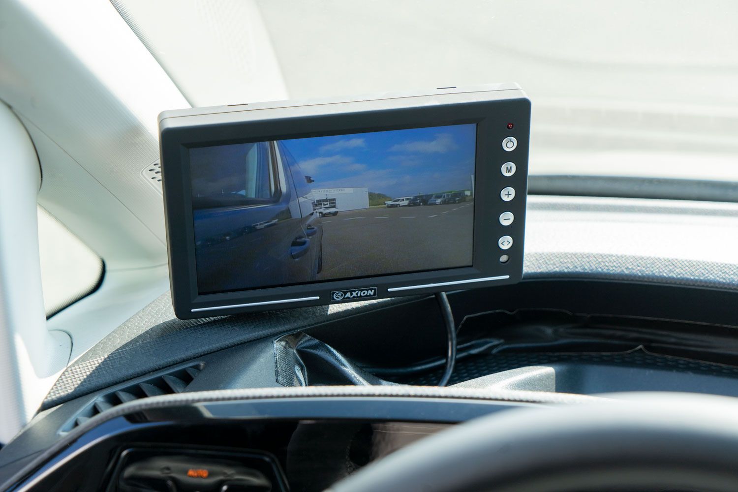 Behindertengerechter Volkswagen Caddy 5, Heckeinstieg, elektrische Rampe, Space Drive, Bodenbegradigung, Docking Station, Kamera, Elektrische Sonnenblende