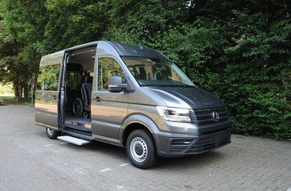 Behindertengerechter Volkswagen Crafter, Multifunktions Aluboden, Hub Hebelift, Hydraulische Fahrtrage, Ausfahrbare Trittstufe, Reisemobil, Sodermanns