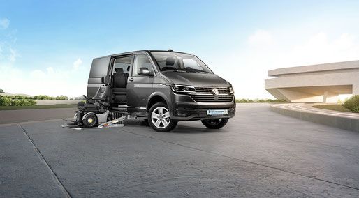 Behindertengerechter Volkswagen T6.1, Selbstfahrerumbau, seitlicher Kassettenlift, Bodenbegradigung, Space Drive, Sodermanns