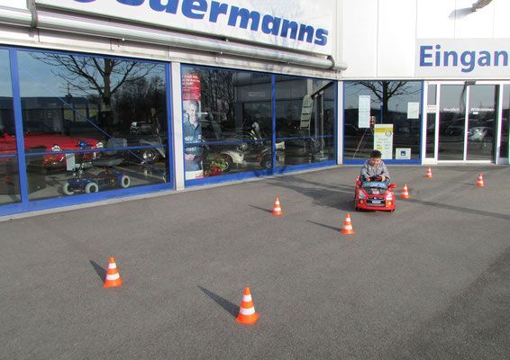 Elektro-Kinderauto, Sonderumbau, Sodermanns
