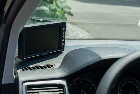 Behindertengerechter Volkswagen Caddy, Selbstfahrerumbau, Space Drive, 4 Wege Joystick, Sprachsteuerung, Transferkonsole, elektrische Rampe, Heckeinstieg, Sodermanns