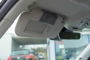 Behindertengerechter Smart #1, Selbstfahrerumbau, Lenkraddrehknauf, Veigel Compact II mit Commander, Rutschbrett Transferhilfe, Rollstuhlverladesystem S2, Sodermanns
