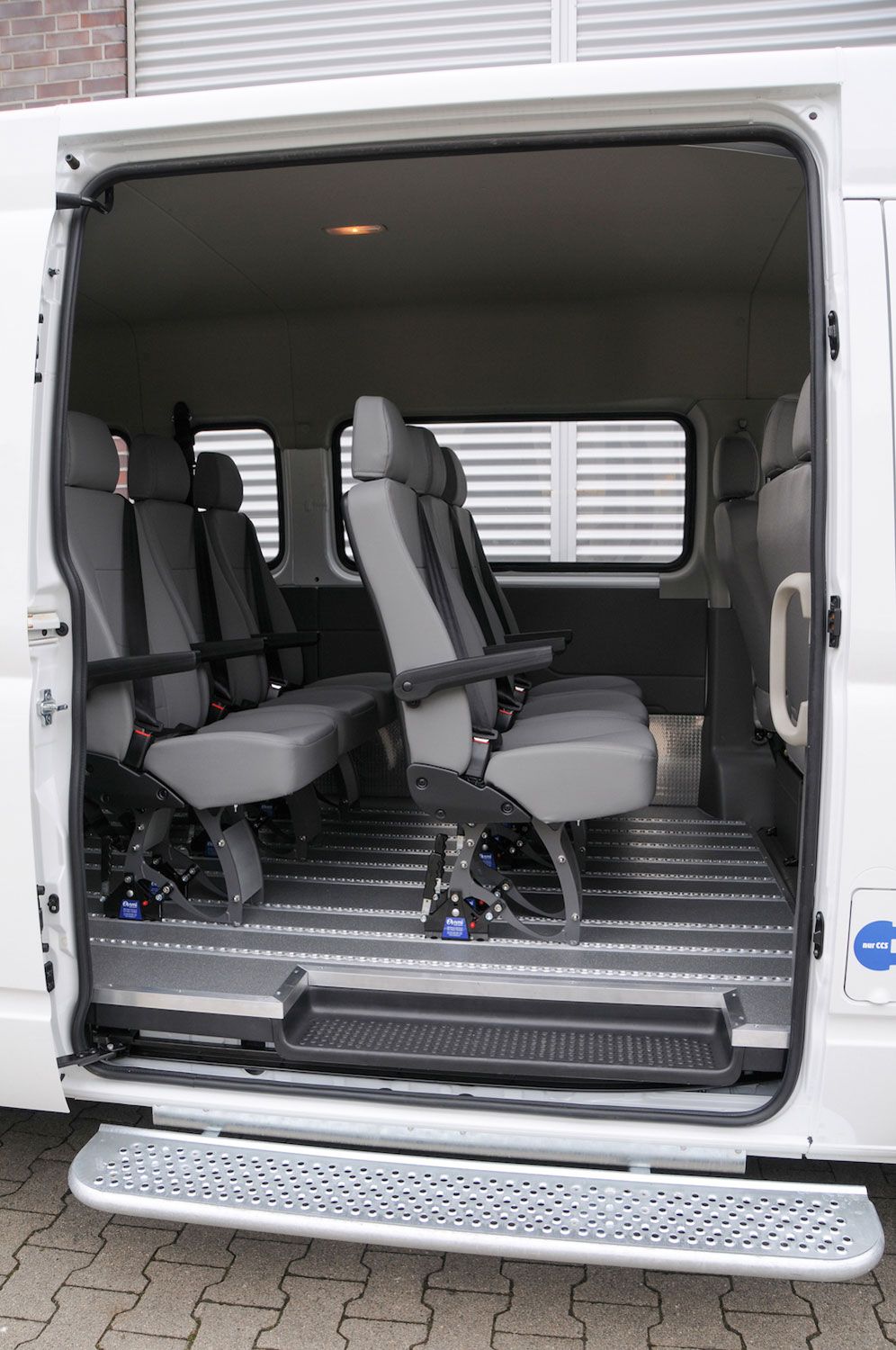Behindertengerechter Mogeok Maxis Elektrofahrzeuge, Passivfahrerumbau Smart Seats, Trittstufe, Lift, Sodermanns
