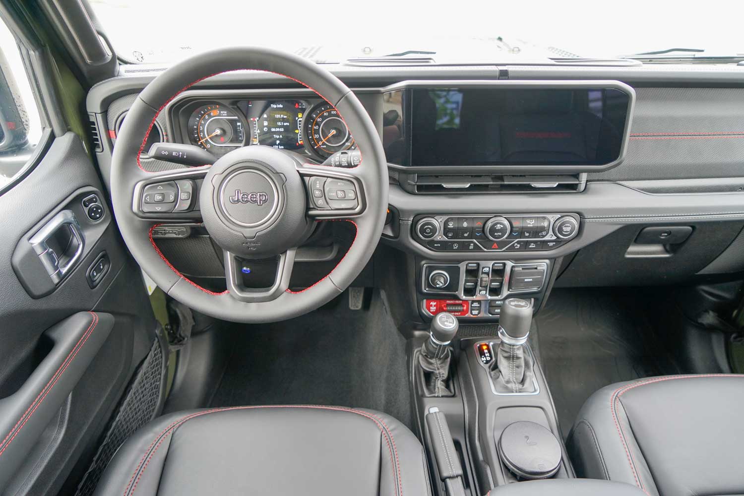 Behindertengerechter Jeep Wrangler, Selbstfahrerumbau, elektronisches Linkesgas, Sodermanns