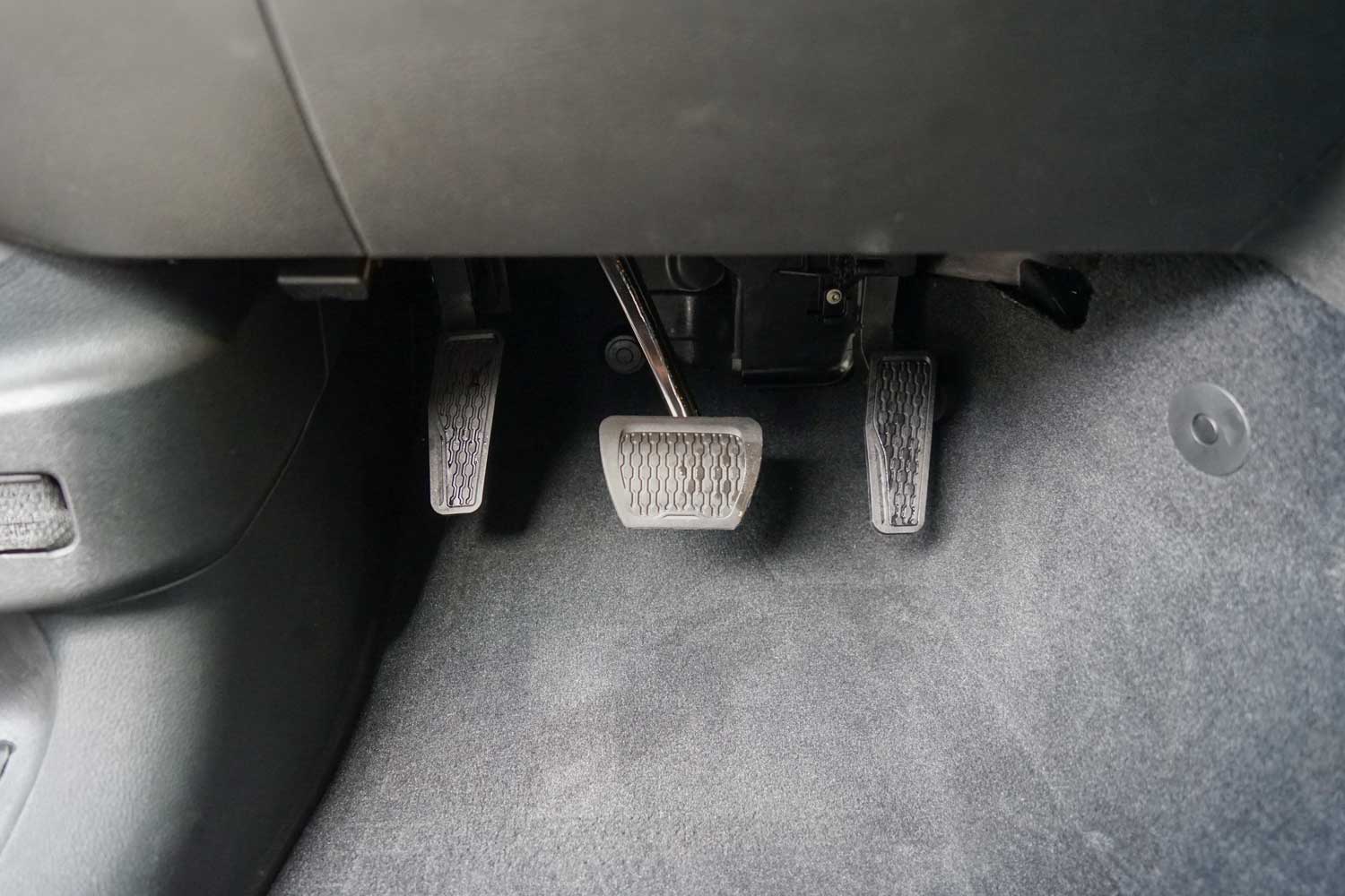 Behindertengerechter Jeep Wrangler, Selbstfahrerumbau, elektronisches Linkesgas, Sodermanns