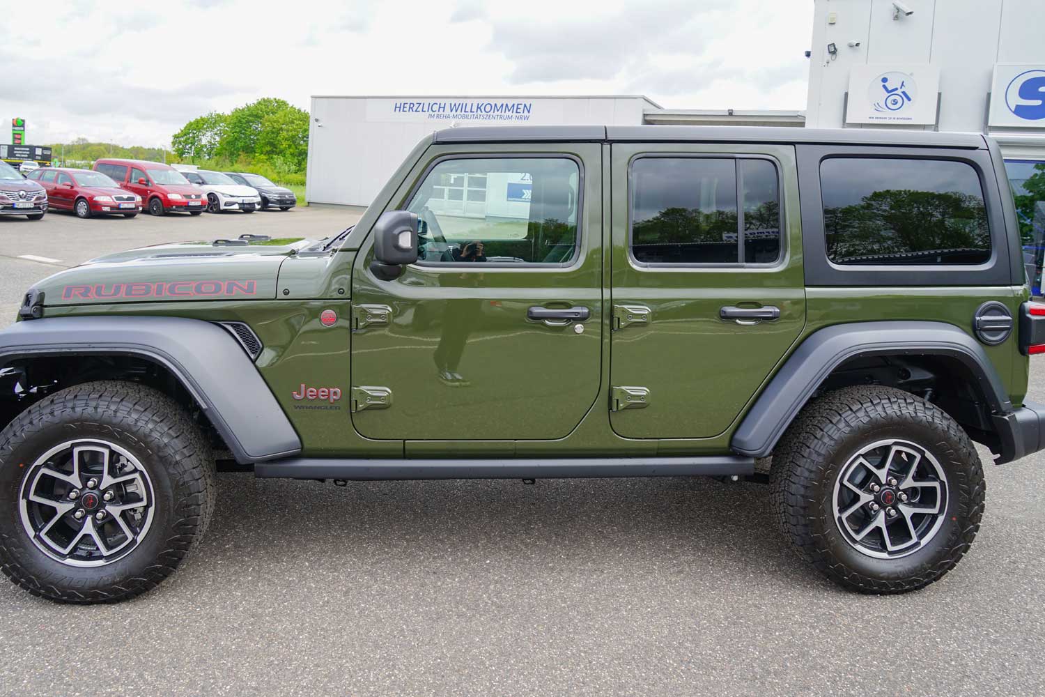 Behindertengerechter Jeep Wrangler, Selbstfahrerumbau, elektronisches Linkesgas, Sodermanns