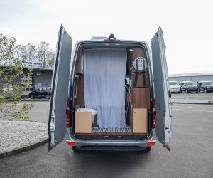 Behindertengerechtes Mercedes Benz Sprinter Reisemobil, Beifahrerumbau, seitlicher Lift, Sodermanns