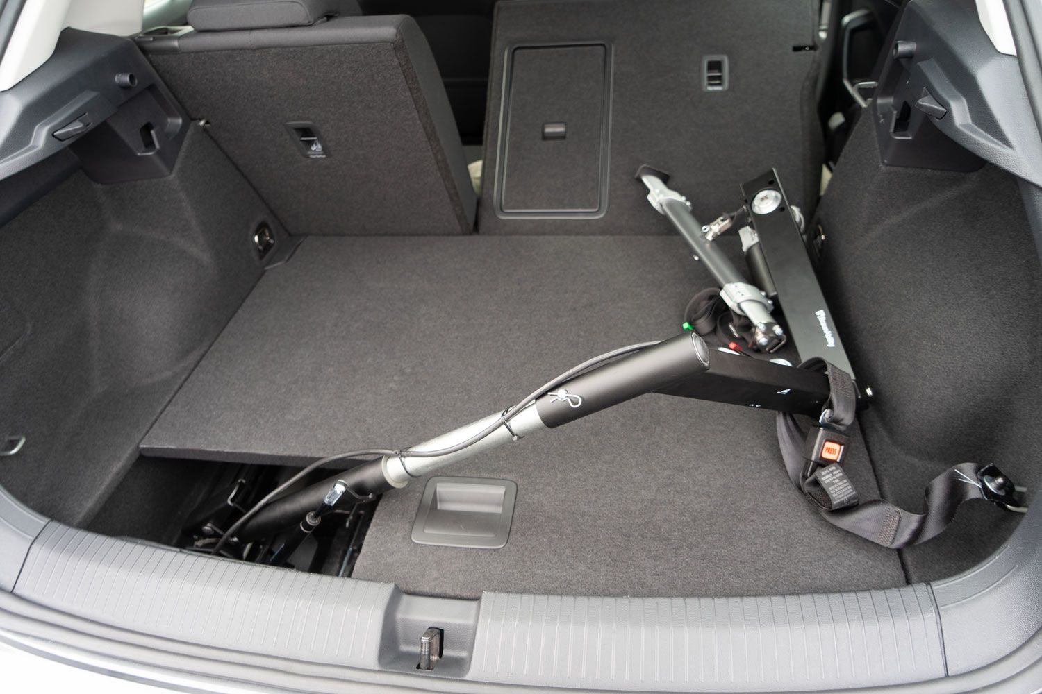 Carolift, Rollstuhlverladesystem, behindertengerechter Rollstuhlkran, Handicapumbau, Sodermanns