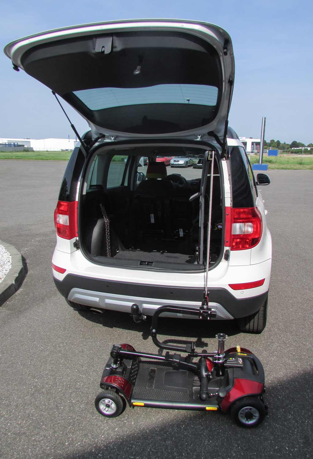 Carolift 90, Rollstuhlverladesystem, behindertengerechter Rollstuhlkran, Handicapumbau, Sodermanns