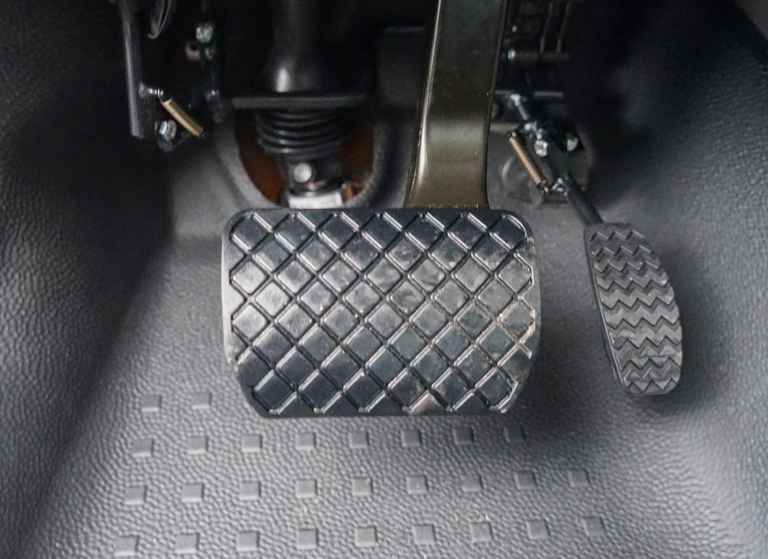 Flip up Linksgas, klappbares Gaspedal, behinderten Autos, Fahrzeugumbau, Sodermanns