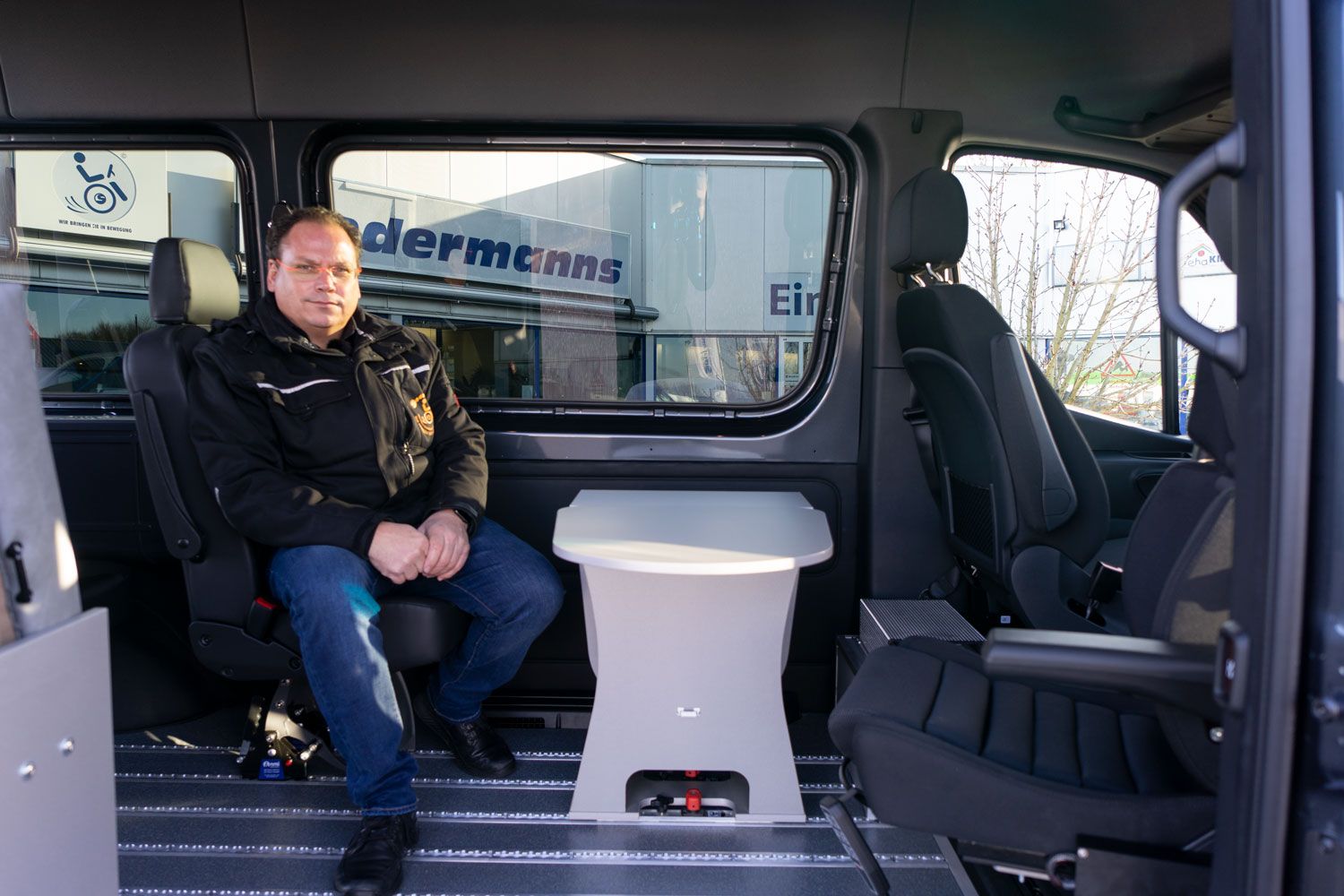 Mercedes Benz Sprinter Freizeitmobil, Kassettenlift, klappbares Bett, Kühlbox, Freizeitblock, Sodermanns