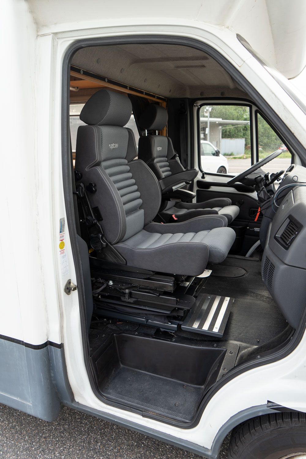 Behindertengerechtes Fiat Ducato Wohnmobil Reha Camper