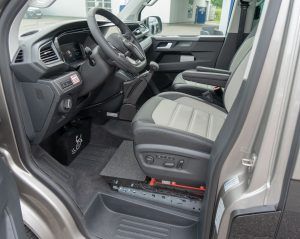6-Wege-Konsole, Transferkonsole, behindertengerechter Fahrzeugumbau Sodermanns