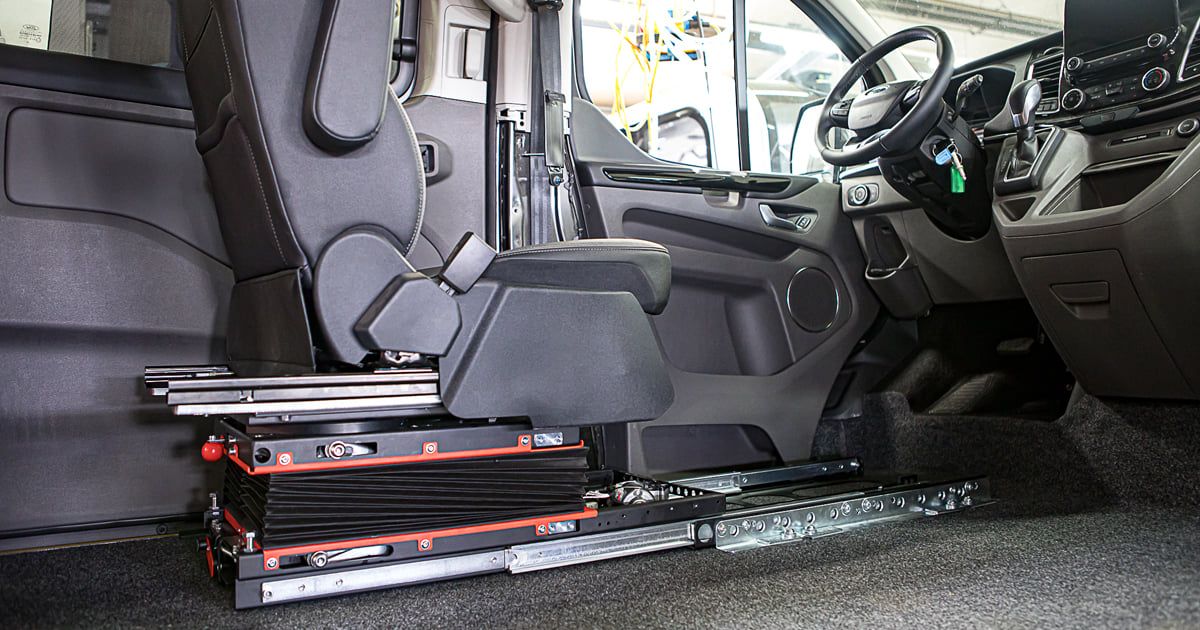 6-Wege-Konsole, Transferkonsole, behindertengerechter Fahrzeugumbau Sodermanns