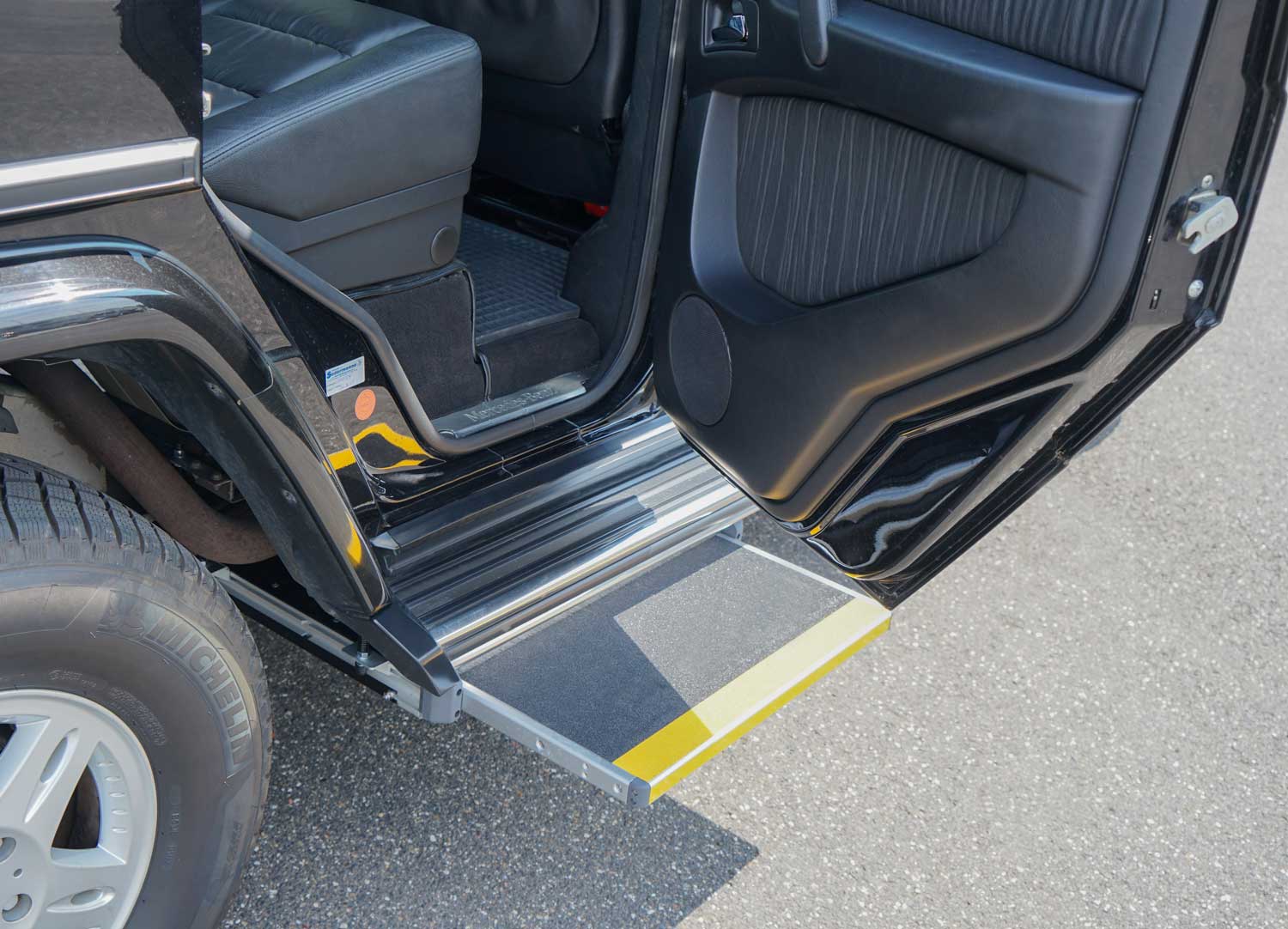 Trittstufe, Einstiegshilfe, behindertengerechter Fahrzeugumbau, Sodermanns