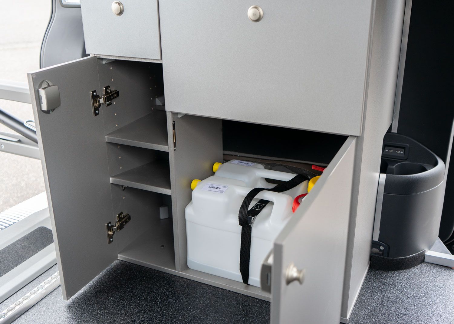 VW T6 Freizeitmobil, Hecklift, Toilette, Freizeitblock, Beifahrerumbau, Sodermanns