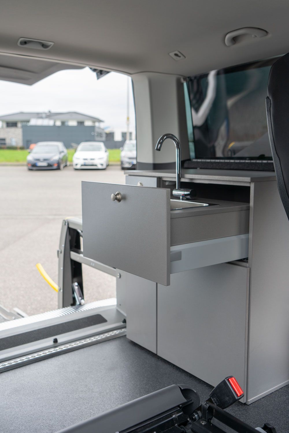 VW T6 Freizeitmobil, Hecklift, Toilette, Freizeitblock, Beifahrerumbau, Sodermanns