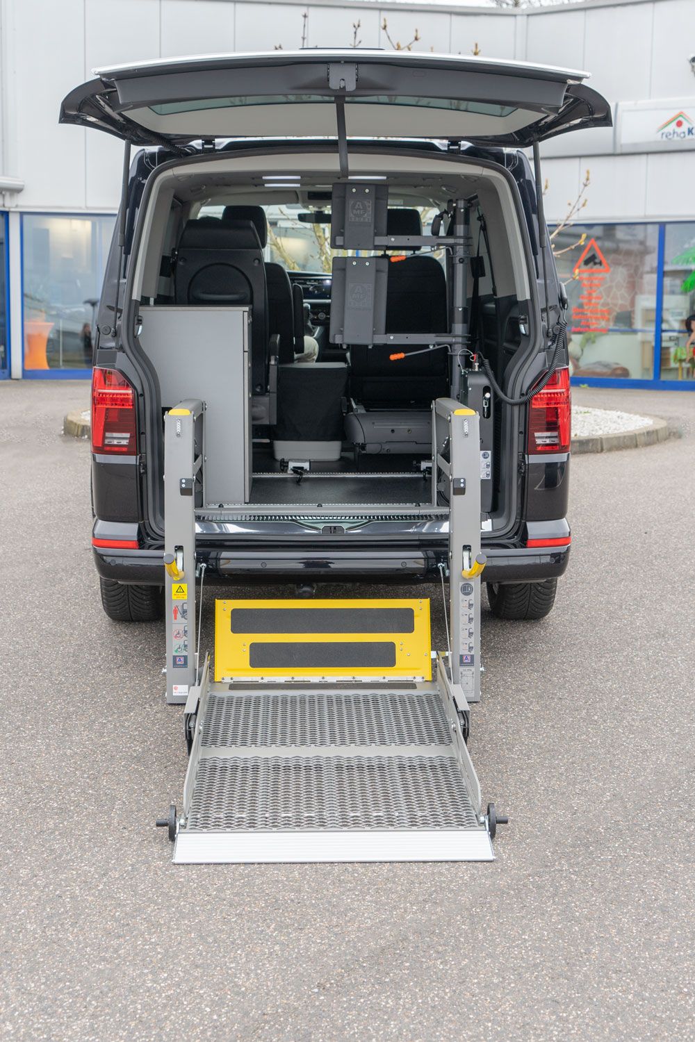 VW T6 Freizeitmobil, Hecklift, Toilette, Freizeitblock, Beifahrerumbau, Sodermanns