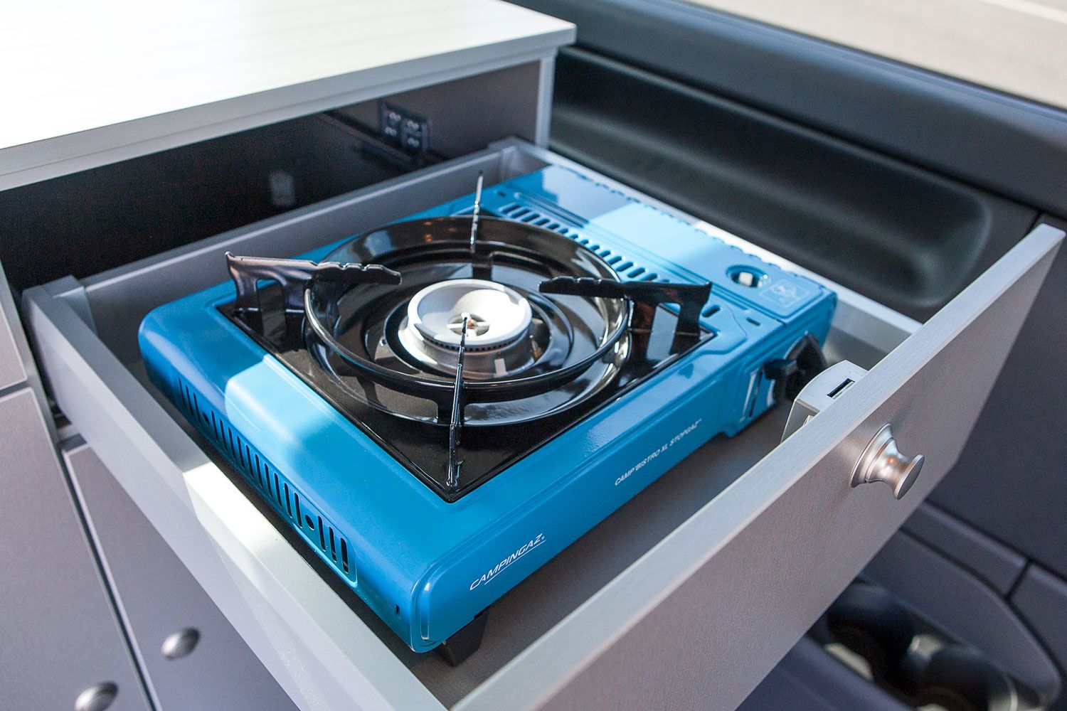 Volkswagen T6 Freizeitmobile, Freemotion Camper, Kassettenlift, Freizeitblock, Toilette, Kochfeld, Waschmöglickeit, Sodermanns