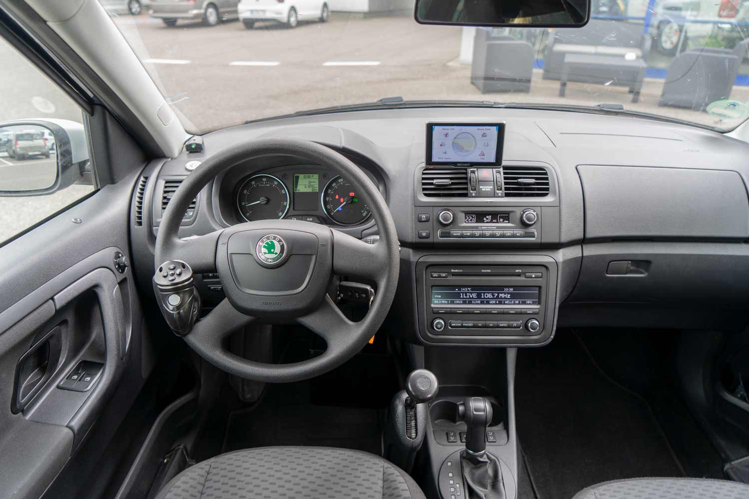 Behindertengerechter Skoda Roomster Mietwagen, Selbstfahrerumbau, Sodermanns