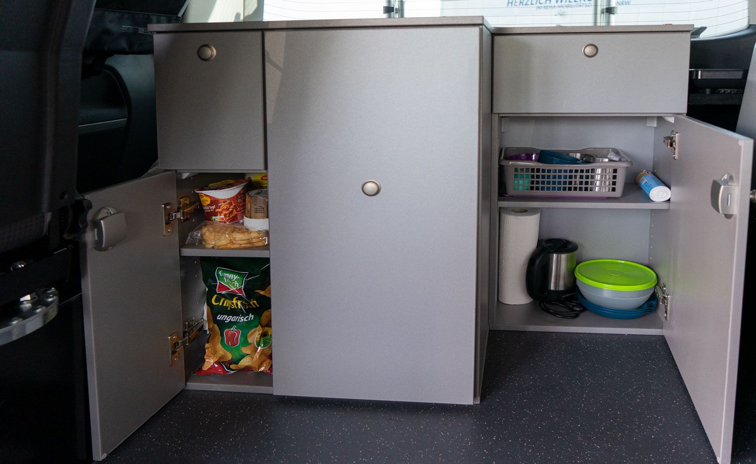 Behindertengerechtes Reisemobil, Wohnwagen, Camping mit Rollstuhl, Freemotion Camper, Sodermanns