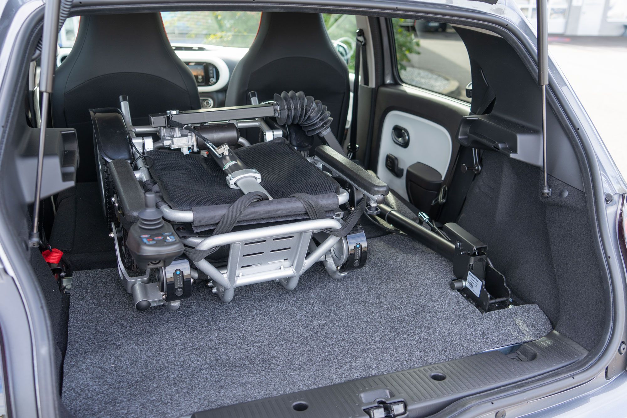 Ergoflix Elektro Rollstuhl Verladung, behindertengerecht, Auto, Handicap, Sodermanns