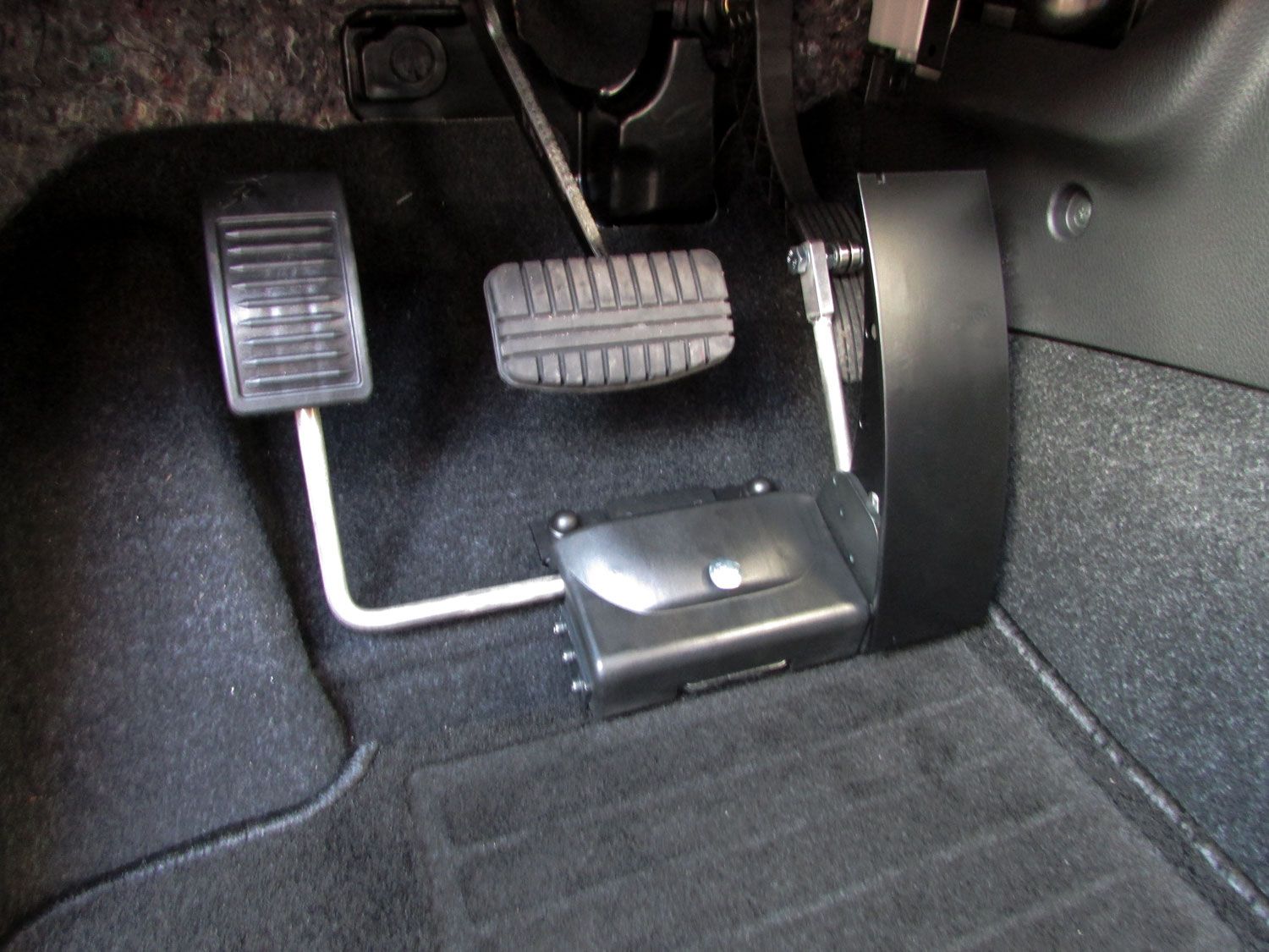 Mechanisches Linksgas, behindertengerechte Fahrzeugumbauten, Sodermanns