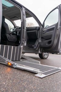 Peugeot Traveller, behindertengerechter Selbstfahrerumbau, space drive system, gb schieber, kassettenlift, bodentieferlegung, sodermanns