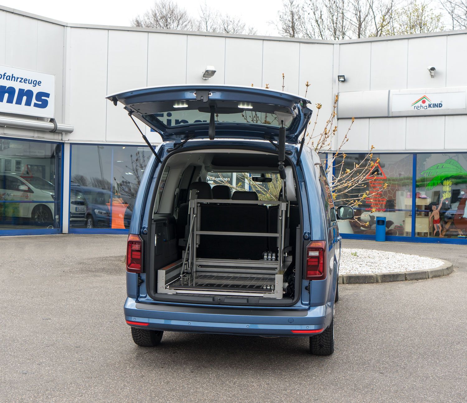 Scooterboy, Rollstuhlverladesystem, Rollstühle, Scooter, Rollatoren, Handicap, Sodermanns