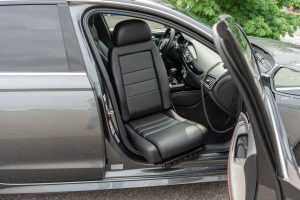 Behindertengerechter Audi A6 Avant, Beifahrerumbau, Dreh- Schwenksitz, Sodermanns