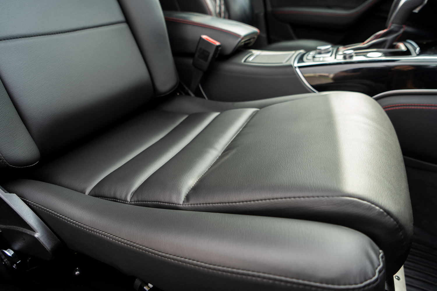 Behindertengerechter Audi A6 Avant, Beifahrerumbau, Dreh- Schwenksitz, Sodermanns