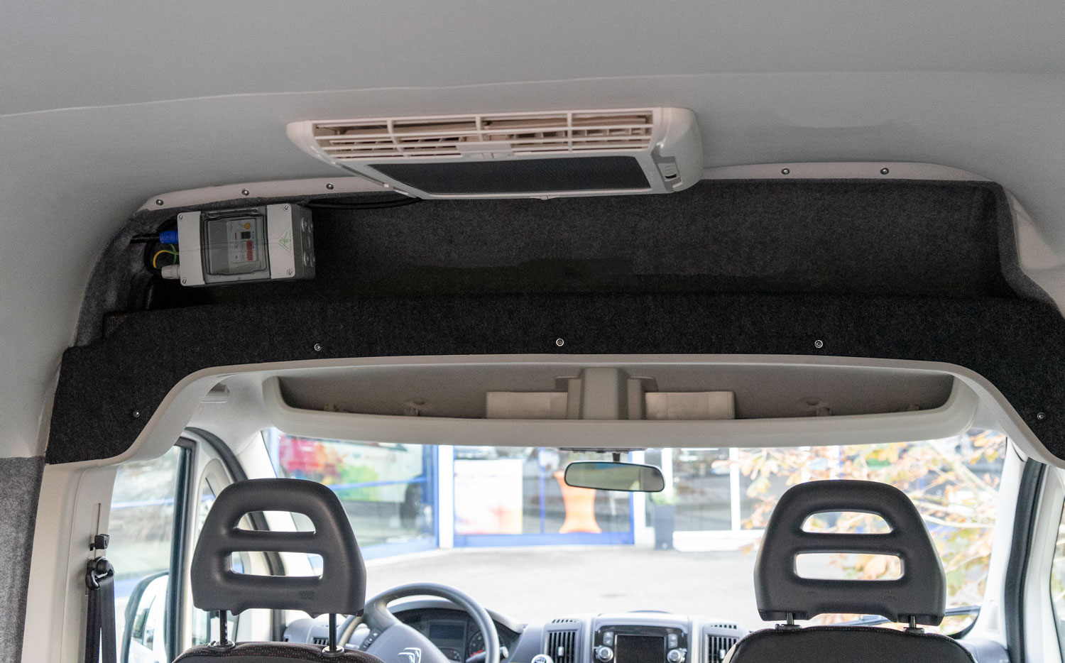 Behindertengerechter Citroen Jumper, Beifahrerumbau, Hecklift, Smart Floor Boden, Smartseats, Innenraumverkleidung, Klimaanlage, Trittstufe, Sodermanns