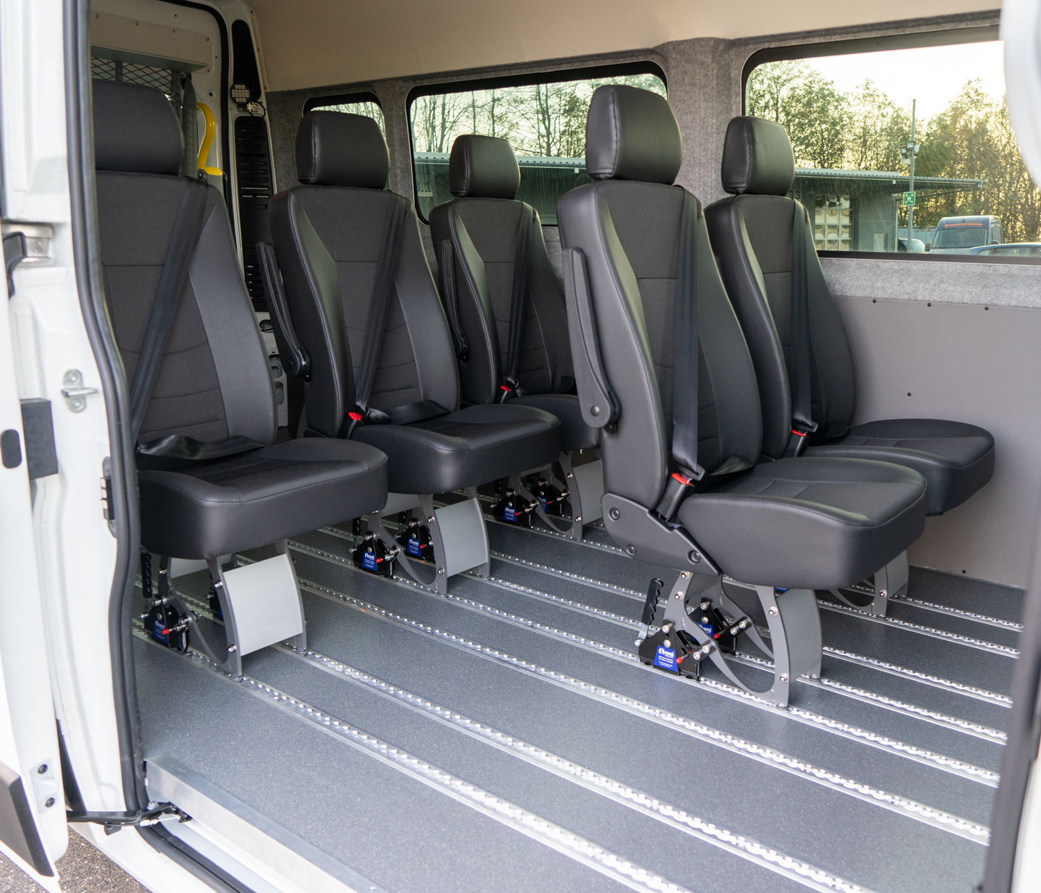 Behindertengerechter Citroen Jumper, Beifahrerumbau, Hecklift, Smart Floor Boden, Smartseats, Innenraumverkleidung, Klimaanlage, Trittstufe, Sodermanns