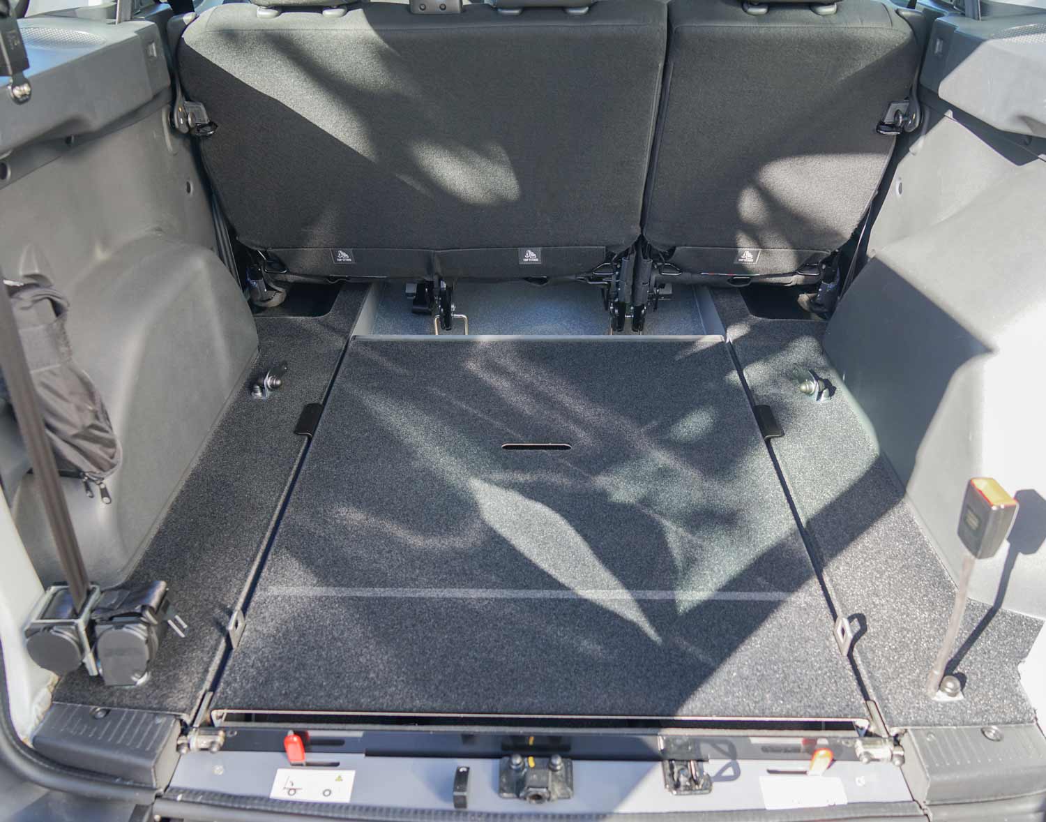 Behindertengerechter Dacia Dokker, Beifahrerumbau, Heckeinstieg, easy flex, Rampe, Schulterschräggurt, Sodermanns