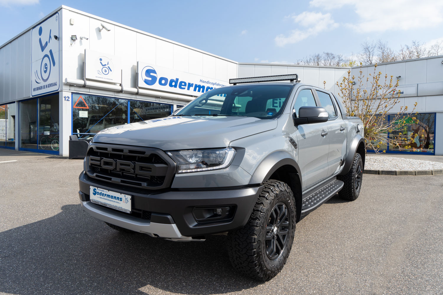 Behindertengerechter Ford Ranger, Selbstfahrerumbau, MFD, Sodermanns