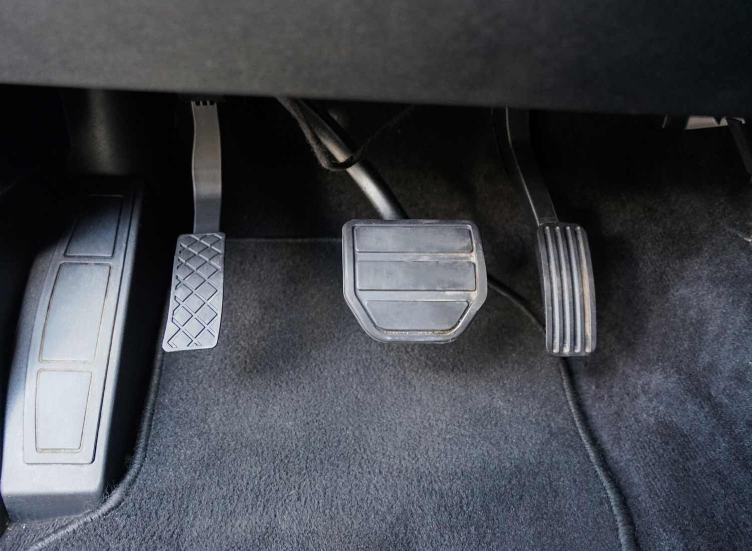 Behindertengerechter Landrover Discovery, Selbstfahrerumbau, elektronisches Linksgas, Sodermanns