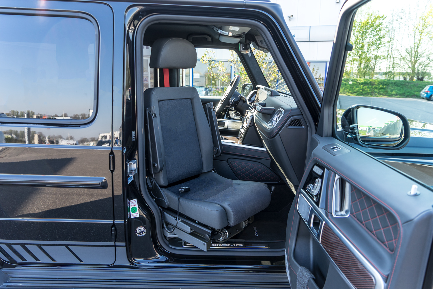 Behindertengerechter Mercedes Benz G AMG 6.3, Beifahrerumbau, Sodermanns