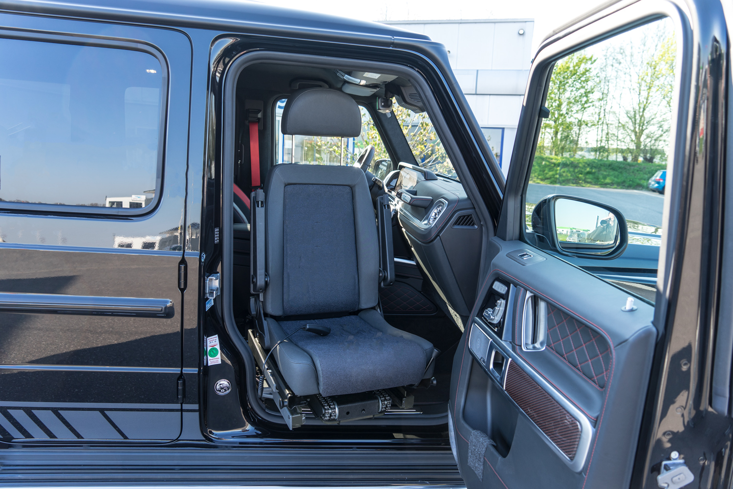 Behindertengerechter Mercedes Benz G AMG 6.3, Beifahrerumbau, Sodermanns