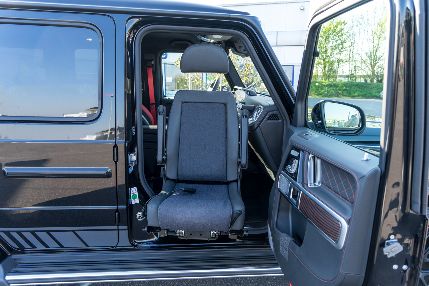 Behindertengerechter Mercedes Benz G AMG 6.3, Beifahrerumbau, Sodermanns