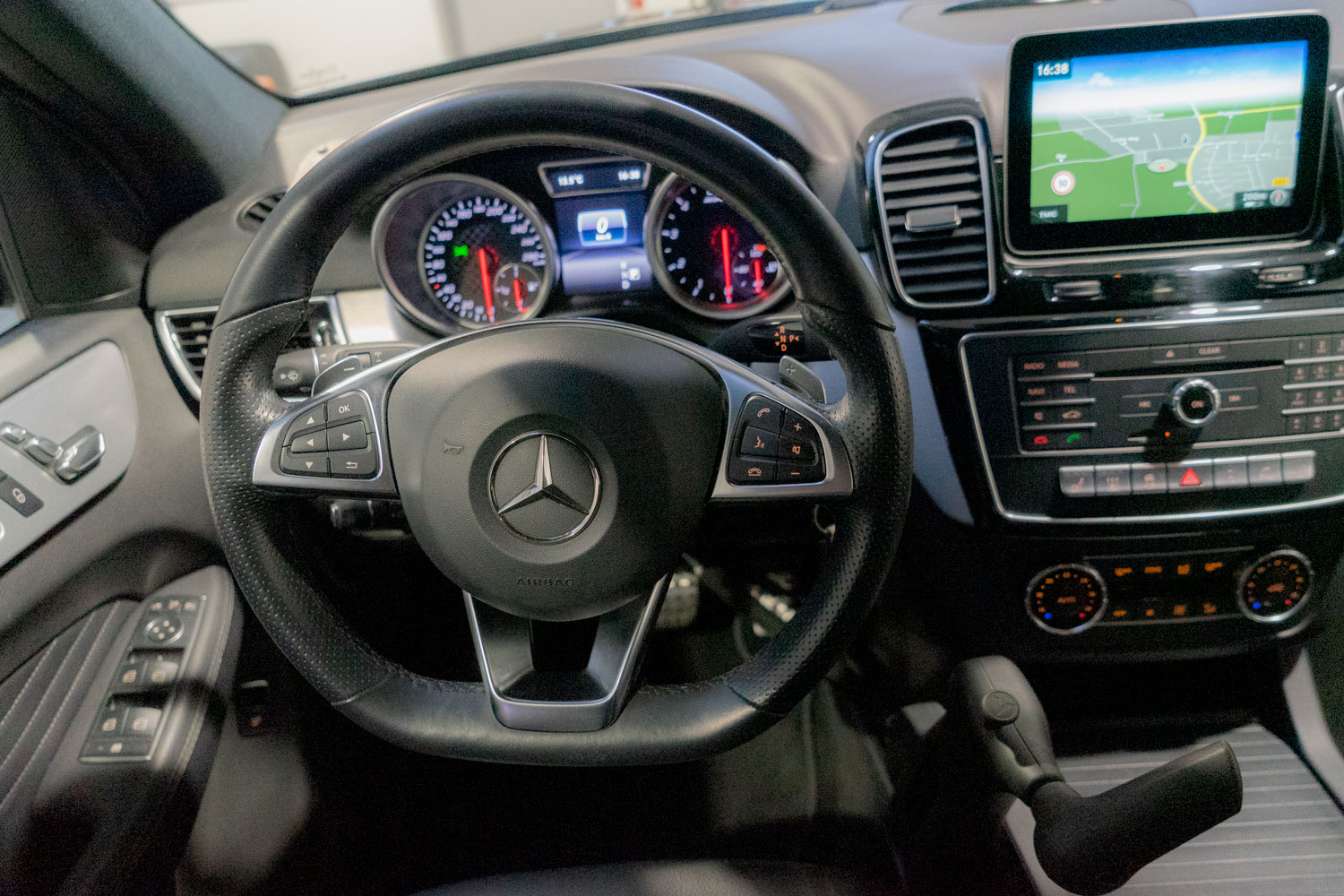 Behindertengerechter Mercedes Benz AMG GLE 43, Selbstfahrerumbau, Sodermanns