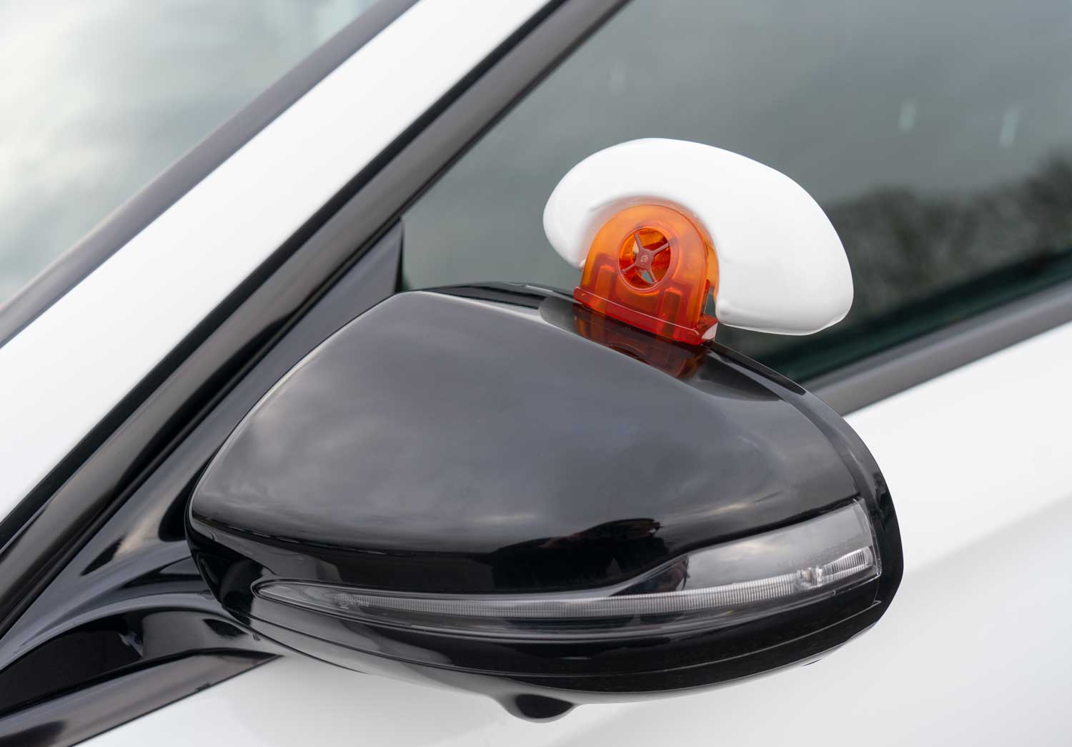 Behindertengerechter Mercedes Benz E 220 D 4-matic, Selbstfahrerumbau, MFD, Kamerasystem, Sodermanns